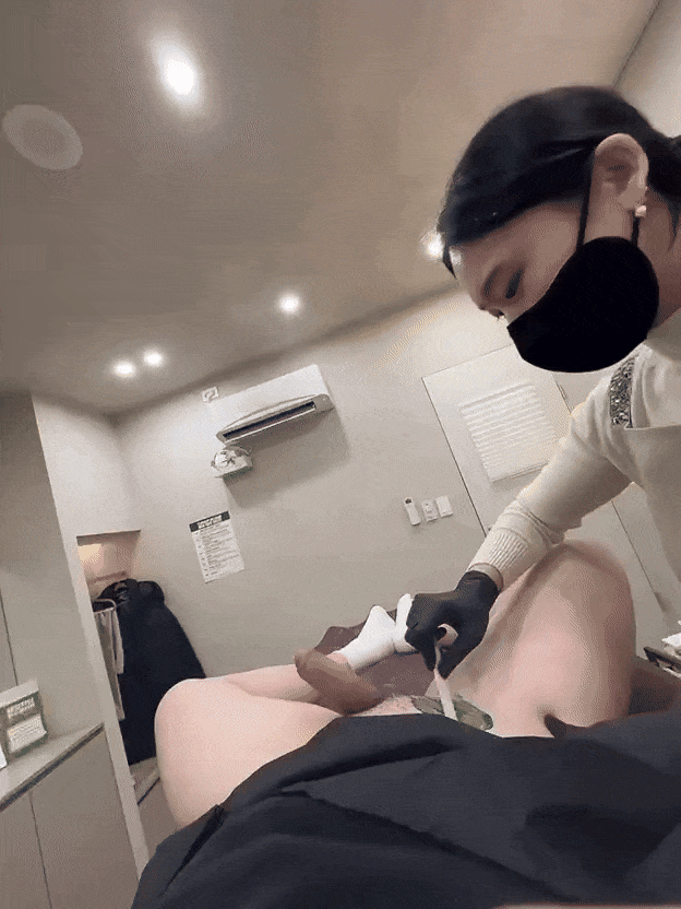 이쁜이 1인왁싱샵 쿠퍼액 질질싸며 여자 왁서와 대화